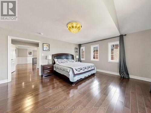 36 Oliver'S Mill Road, Springwater, ON - Indoor Photo Showing Bedroom