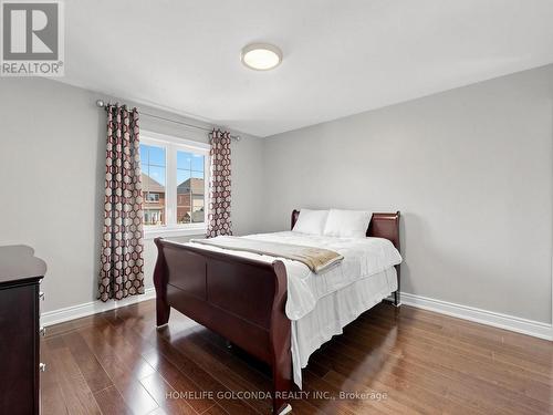36 Oliver'S Mill Road, Springwater, ON - Indoor Photo Showing Bedroom