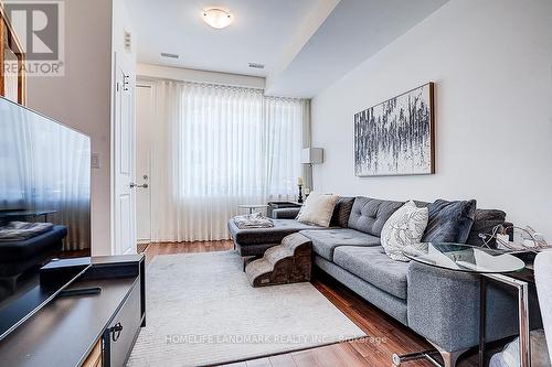 160 William Duncan Road, Toronto, ON - Indoor Photo Showing Living Room