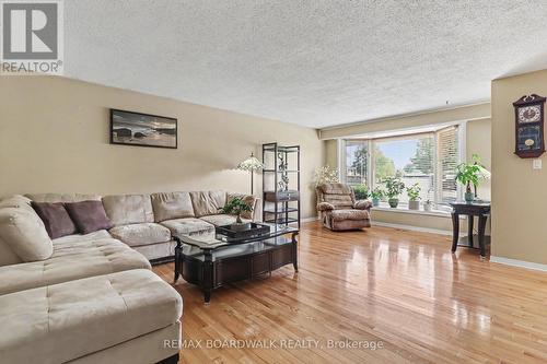 Large Living Room - 329 Pintail Terrace, Ottawa, ON - Indoor Photo Showing Living Room