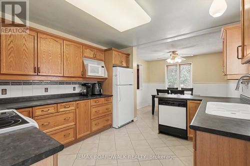 Spacious Kitchen - 329 Pintail Terrace, Ottawa, ON - Indoor Photo Showing Kitchen