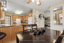 Dining Area - 