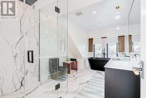 82 Major Street, Toronto, ON - Indoor