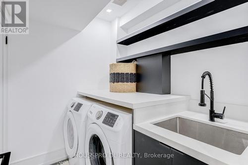 82 Major Street, Toronto, ON - Indoor Photo Showing Laundry Room
