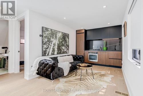 82 Major Street, Toronto, ON - Indoor