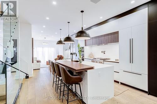 82 Major Street, Toronto, ON - Indoor