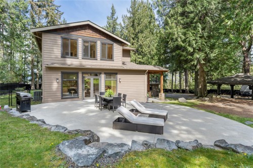 7817 Superior Rd, Lantzville, BC 