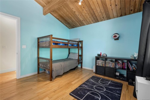 7817 Superior Rd, Lantzville, BC 
