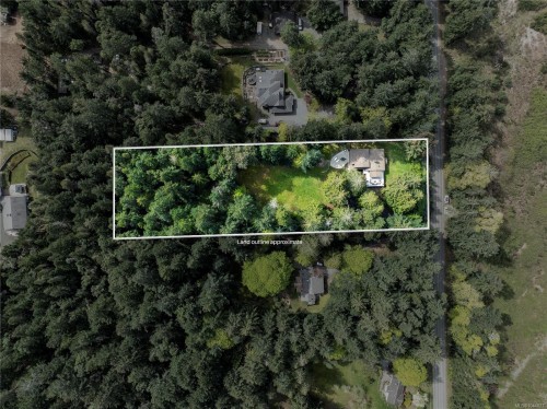 7817 Superior Rd, Lantzville, BC 