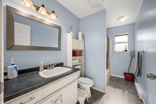 1507 Osprey Pl, Courtenay, BC 