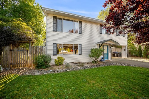 1507 Osprey Pl, Courtenay, BC 