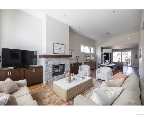 749 West Ridge Way, Qualicum Beach, BC 