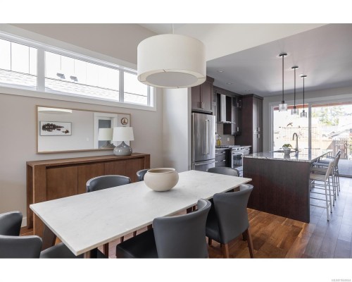 749 West Ridge Way, Qualicum Beach, BC 