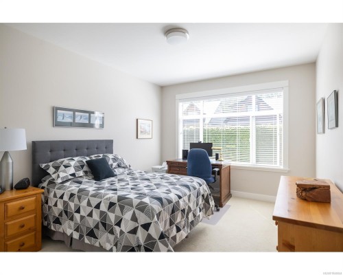 749 West Ridge Way, Qualicum Beach, BC 