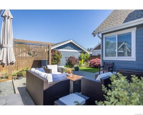 749 West Ridge Way, Qualicum Beach, BC 
