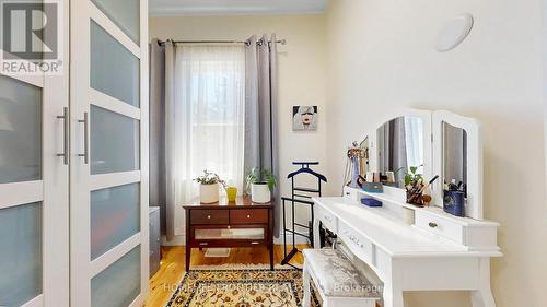 81 Richmond Street, Brantford, ON - Indoor Photo Showing Bathroom