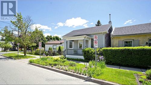 81 Richmond Street, Brantford, ON - Outdoor