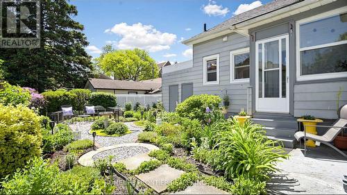 81 Richmond Street, Brantford, ON - Outdoor