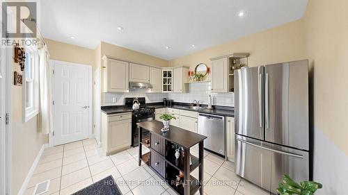81 Richmond Street, Brantford, ON - Indoor Photo Showing Kitchen With Stainless Steel Kitchen