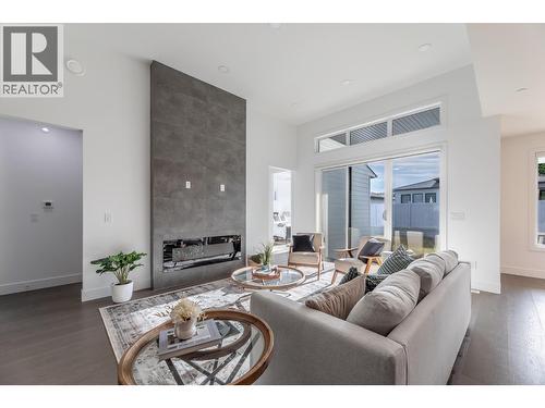 5586 Nixon Road, Summerland, BC - Indoor Photo Showing Living Room With Fireplace