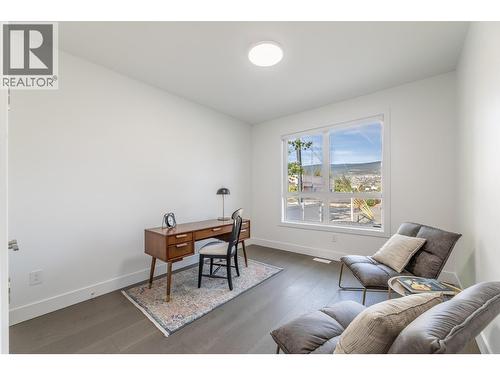 5586 Nixon Road, Summerland, BC - Indoor