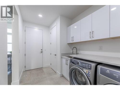 5586 Nixon Road, Summerland, BC - Indoor Photo Showing Laundry Room