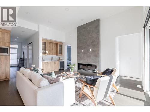 5586 Nixon Road, Summerland, BC - Indoor Photo Showing Living Room With Fireplace