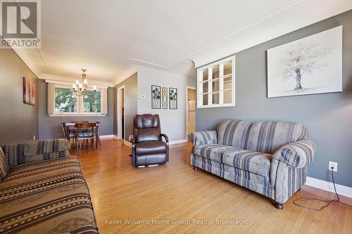 14 Skov Crescent, Guelph (General Hospital), ON - Indoor Photo Showing Living Room