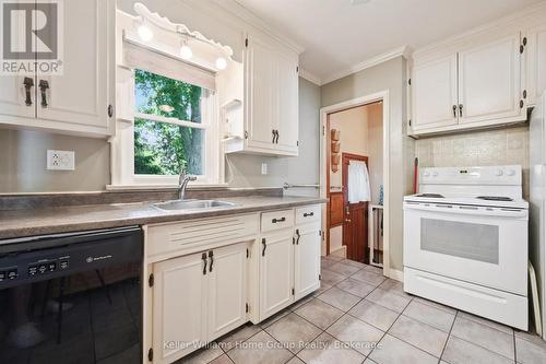 14 Skov Crescent, Guelph (General Hospital), ON - Indoor Photo Showing Kitchen