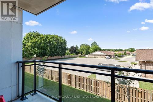 206 - 3998 Victoria Avenue, Lincoln (Lincoln-Jordan/Vineland), ON - Outdoor With Balcony