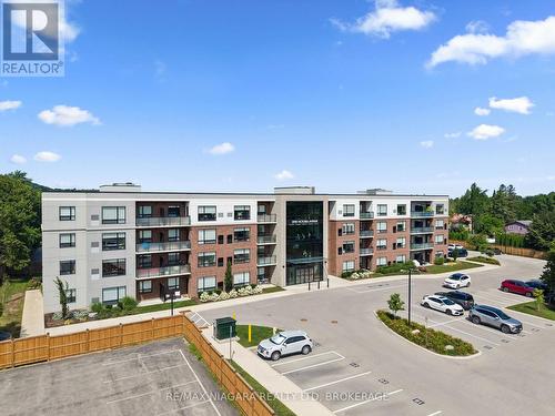 206 - 3998 Victoria Avenue, Lincoln (Lincoln-Jordan/Vineland), ON - Outdoor With Balcony