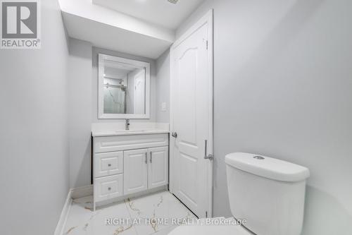 34 Meadowlark Drive, Brampton, ON - Indoor Photo Showing Bathroom