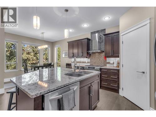 4157 Gallaghers Fairway S, Kelowna, BC - Indoor Photo Showing Kitchen With Double Sink