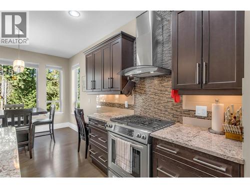 4157 Gallaghers Fairway S, Kelowna, BC - Indoor Photo Showing Kitchen With Upgraded Kitchen