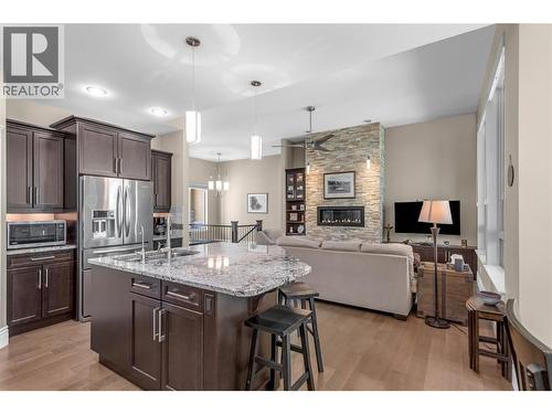 4157 Gallaghers Fairway S, Kelowna, BC - Indoor Photo Showing Kitchen With Upgraded Kitchen