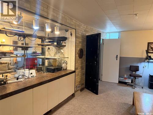 225 Dominion Road, Assiniboia, SK - Indoor