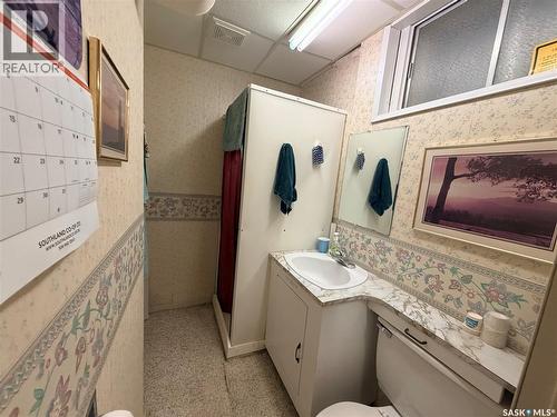 225 Dominion Road, Assiniboia, SK - Indoor Photo Showing Bathroom