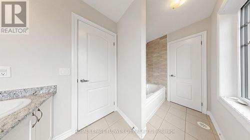 2 - 2500 Hill Rise Court, Oshawa, ON - Indoor Photo Showing Bathroom