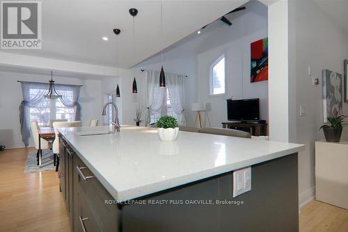 318 Beachview Avenue, Fort Erie, ON - Indoor Photo Showing Kitchen