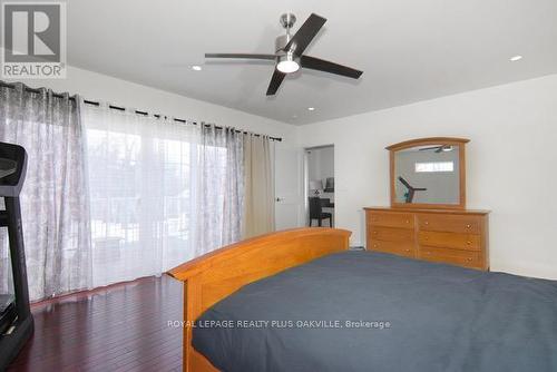 318 Beachview Avenue, Fort Erie, ON - Indoor Photo Showing Bedroom