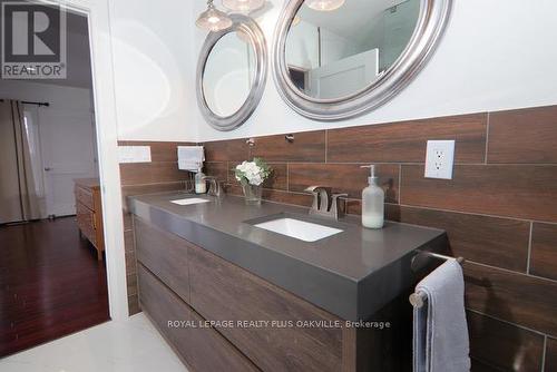 318 Beachview Avenue, Fort Erie, ON - Indoor Photo Showing Bathroom