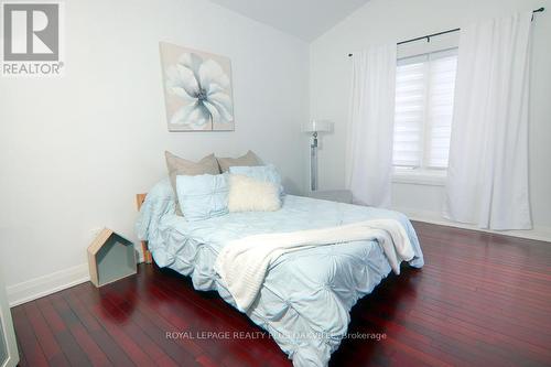 318 Beachview Avenue, Fort Erie, ON - Indoor Photo Showing Bedroom