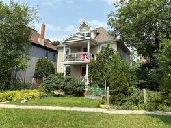 31 Picardy Place  Winnipeg, MB R3G 0X6
