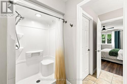 39 Lakewood Crescent, Quinte West (Murray Ward), ON - Indoor Photo Showing Bathroom