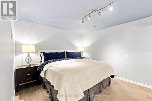 39 Lakewood Crescent, Quinte West (Murray Ward), ON - Indoor Photo Showing Bedroom