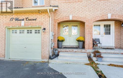17 Manett Crescent E, Brampton, ON - Outdoor With Exterior