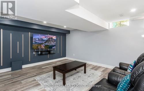 17 Manett Crescent E, Brampton, ON - Indoor