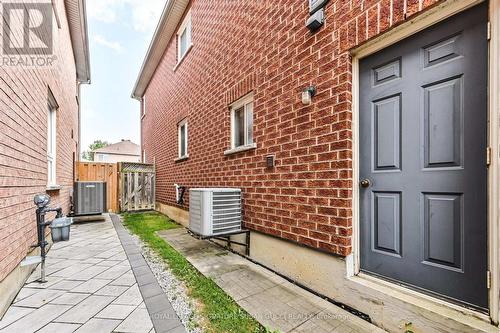 51 Landsdown Crescent, Markham, ON - Outdoor With Exterior