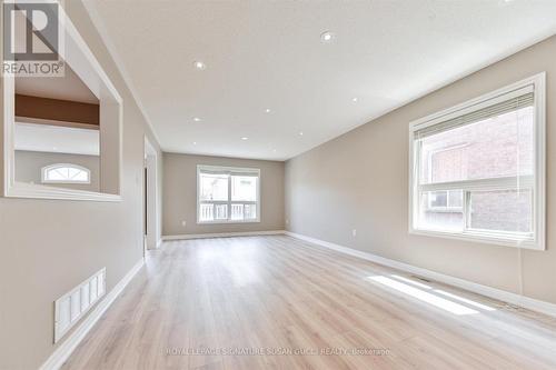 51 Landsdown Crescent, Markham, ON - Indoor Photo Showing Other Room