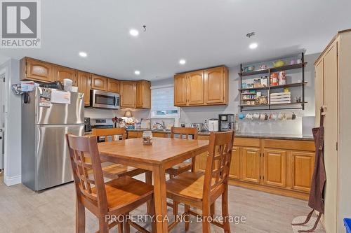 190 Ann Street, North Middlesex (Parkhill), ON - Indoor